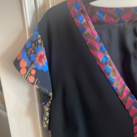 Etro NWT crepe de chine flutter sleeve dress - Picture 5 of 6